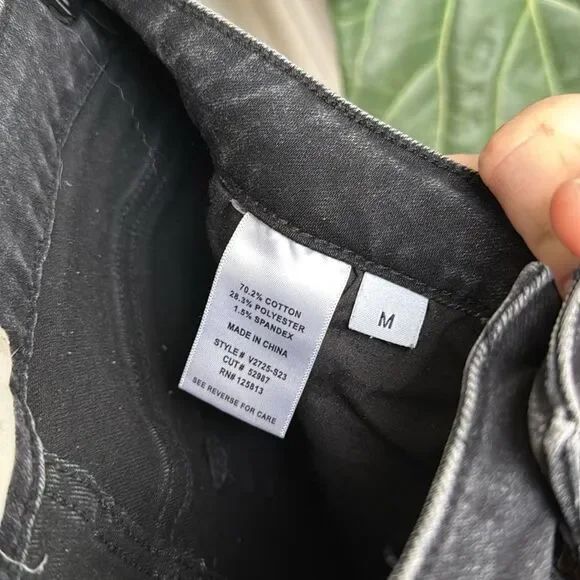 Altar’d State Black Button Fly High Rise Light Acid Wash Frayed Hem Denim - Picture 4 of 4